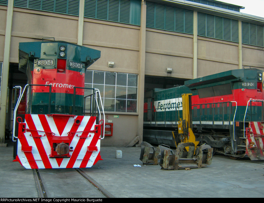 FXE Super 7 Locomotives